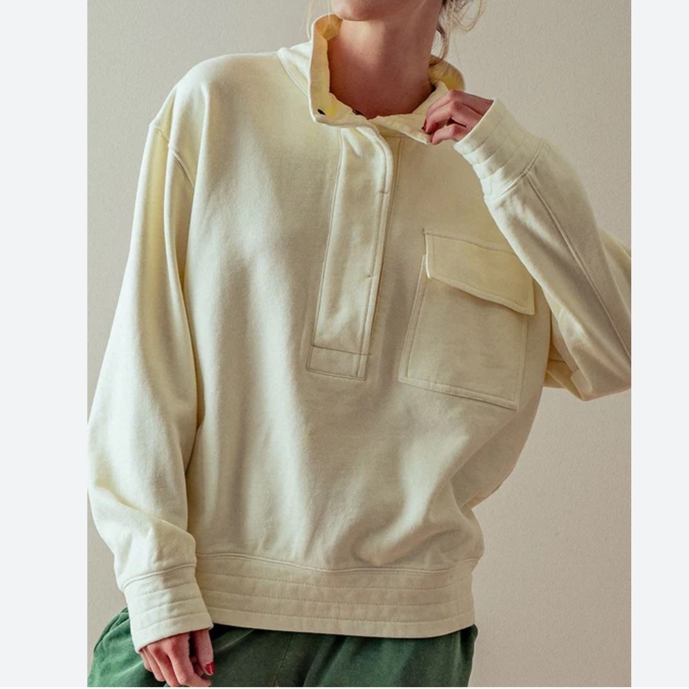 Urban Daizy Cream Terry Quilted Shoulder 1/2 Button Pullover Sweatshirt Top